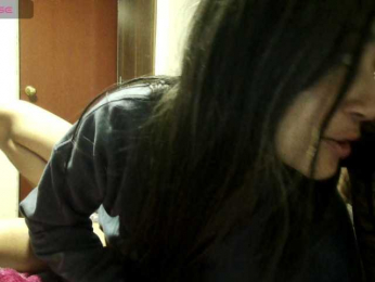 EmmaHerby1 webcam model stream image