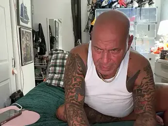 lovetatts64 webcam model stream image