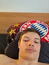 Кадр эфира Ich_bins_einfach на Stripchat