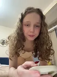 outside_rosy webcam model stream image