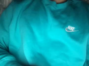 yungbull06 webcam model stream image