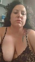 Kikinewnew1 webcam model stream image
