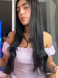 DaphneUwu webcam stripchat model stream image