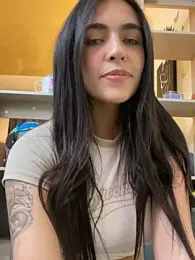 DaphneUwu webcam model stream image