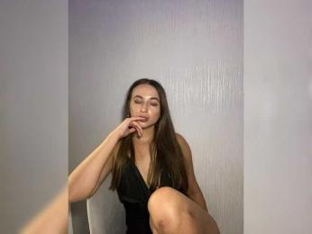 Alisaa-00 webcam model stream image