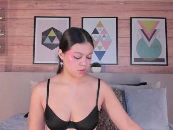 VioletMuller webcam model stream image