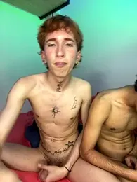 Bay_freedo webcam stripchat model stream image