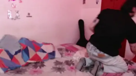 Isis_Robert webcam model stream image