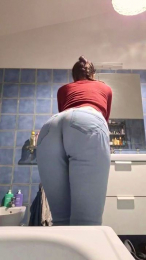 Dayana2022 webcam model stream image