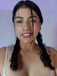 Fox_Roxxan webcam model stream image