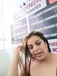 Mia-Glow webcam model stream image