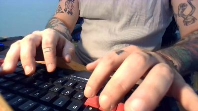 Tipodencognito webcam model stream image