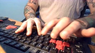 Tipodencognito webcam model stream image