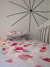 Nancy-Pink webcam model stream image