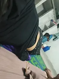 Riya_queen99 webcam stripchat model stream image