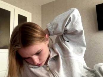 Jeanice webcam model stream image