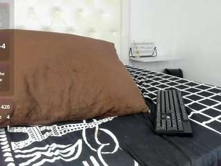 cocoqueenn webcam model stream image