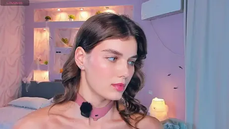 FloraDobb webcam model stream image