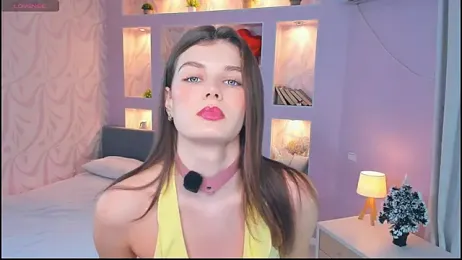 FloraDobb webcam stripchat model stream image