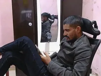 HotXKrish webcam stripchat model stream image