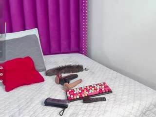 kinkyhousewifee webcam model stream image