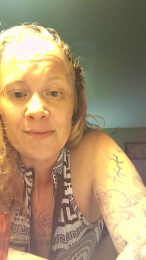 QUEENB8675 webcam model stream image