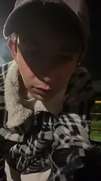 Aleecandrews webcam model stream image