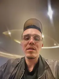 adam-rivera webcam model stream image