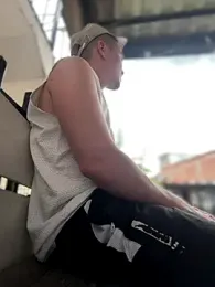 adam-rivera webcam model stream image