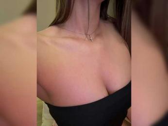 __________Z______00 webcam bongacams model stream image