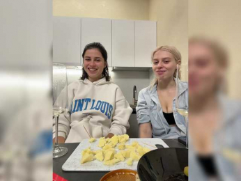 VibroMashulkaDashulka webcam model stream image