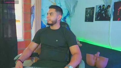 Tyler_price webcam model stream image