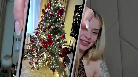 Touch_me webcam stripchat model stream image