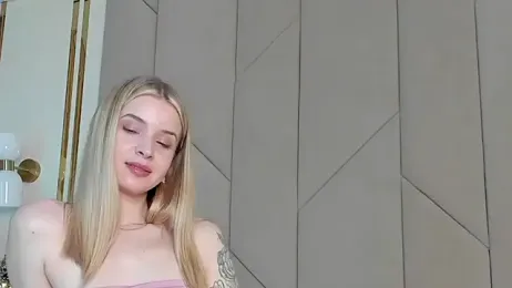 Touch_me webcam stripchat model stream image