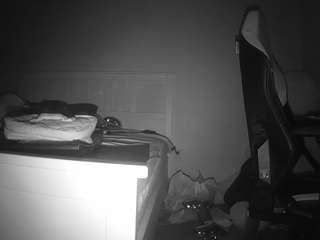 voyeurcam-sexy-little-ana-01 webcam model stream image