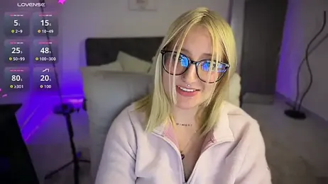 Megan_lu2 webcam stripchat model stream image