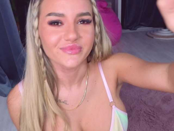 SpoilM3Mor3 webcam model stream image