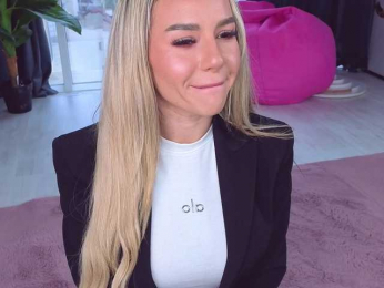 SpoilM3Mor3 webcam model stream image