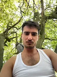 Serttssikici webcam stripchat model stream image