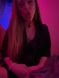 GraceSecrett webcam model stream image