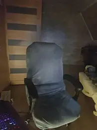 Foxyshaved webcam model stream image