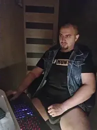 Foxyshaved webcam model stream image