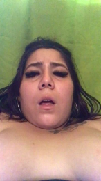 Micaela00_ webcam model stream image