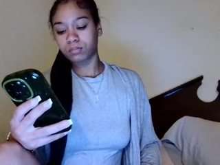 drokkk webcam model stream image