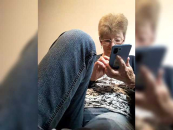 Reife-dame webcam model stream image