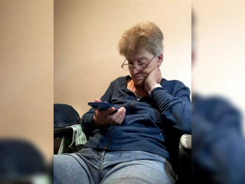 Reife-dame webcam model stream image