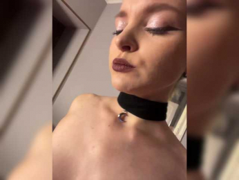 AliciaTroupe webcam model stream image