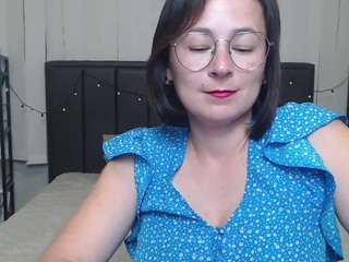 mariesho webcam model stream image