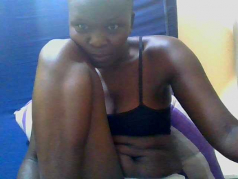 Sexylynn32 webcam model stream image