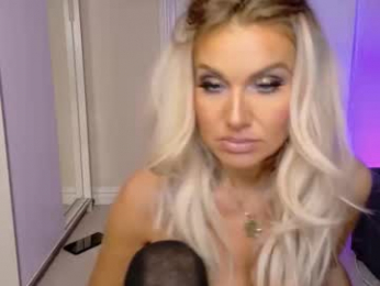 tinkerbell822 webcam chaturbate model stream image